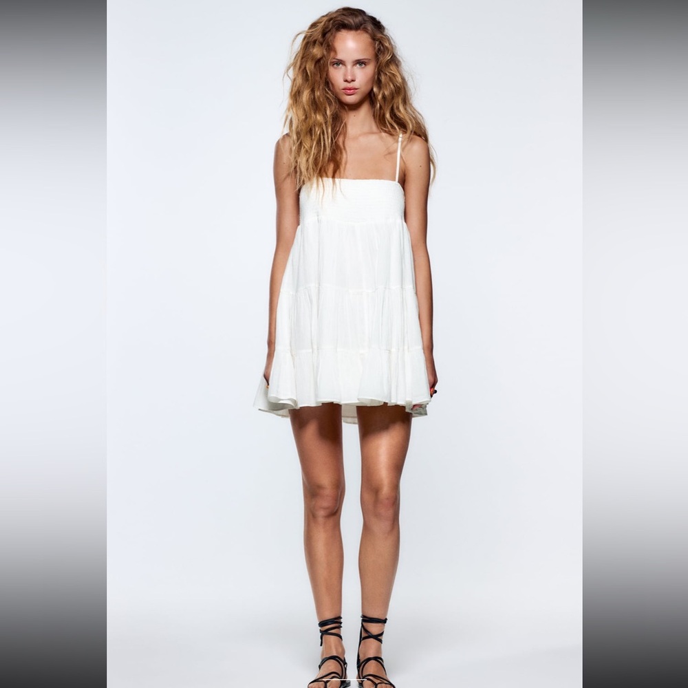 Elegant White Mini Dress